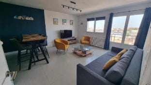 Le Phare Apartment in Calais
