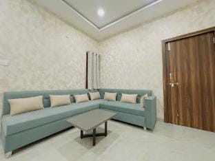 Home Escape Nova 1BHK Balcony | Mahalaxmi Nagar Apartment in India