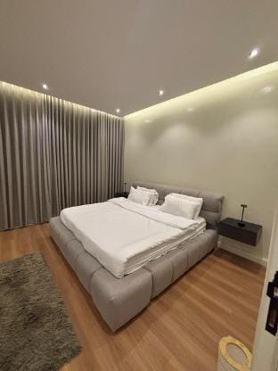 “شقة عصرية وأنيقة بموقع مميز، Apartment in Riyadh