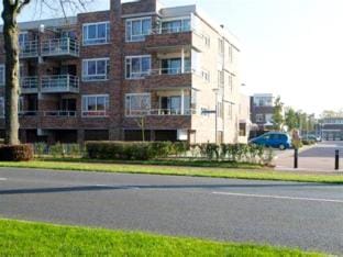 Apartment in Nieuwpoort with Beach Access Apartment in Koksijde