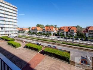 Apartment in Nieuwpoort with Beach Access Apartment in Koksijde