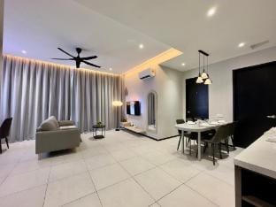 Georgetown Skyline Stay The Signature Urban Suites Apartment in George Town