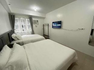 BR1-2 Beds Family Friendly near MOA- 9119C Apartment in Pasay