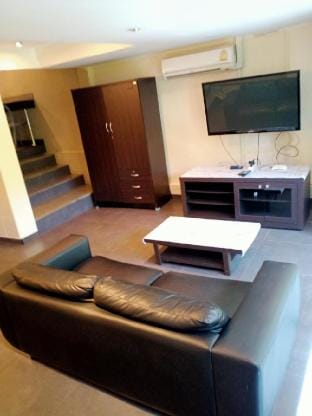 Luxury Loft Studio Type Apartment Spacious 65 sqm Apartment in Pattaya City