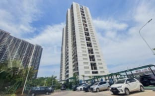 Apartemen Sky House BSD By LyaRooms Apartment in West Java