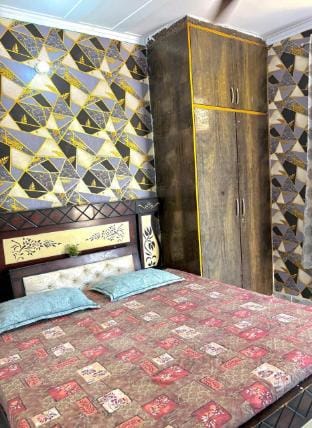 Couple Friendly Apartment at New Delhi Apartment in Delhi