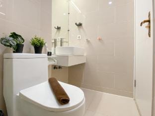 Studio near Station at Daan Mogot City By Travelio Apartment in Jakarta