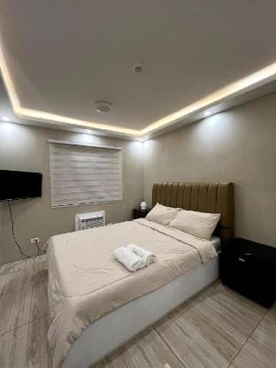 Chic Contemporary Studio in Downtown Davao Apartment in Davao City
