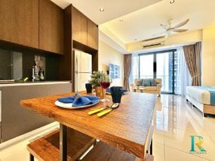 Jayden Suite. GrandMedini @Studio 2PaxNearLegoland Apartment in Johor