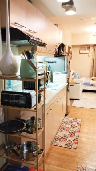 Flair Towers Urban Resort Staycation Apartment in Mandaluyong