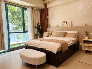 Airport Layover Condo | Across NAIA Terminal 3 Apartment in Pasay