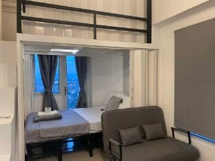 Victoria Sports Tower Loft FreePool Gym MRT GMA Apartment in Quezon City
