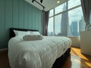 Sky Suite Klcc 6Pax 3BR2B 06 Apartment in Federal Territory of Kuala Lumpur