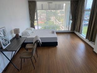 SOVO suite 3 Bedrooms @ Spinnaker Likas  Apartment in Kota Kinabalu