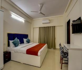 BKC Corporate Serviced APT with Bedroom & free B/f Apartment in Mumbai