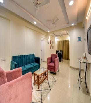 BKC Corporate Serviced APT with Bedroom & free B/f Apartment in Mumbai