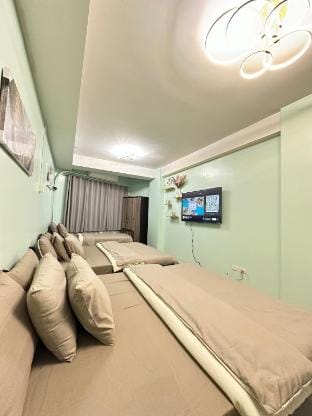 Kathy’s Crib Family Suite 2 at Shell Residences Apartment in Pasay