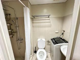 Kathy’s Crib Family Suite 3 at Shell Residences Apartment in Pasay