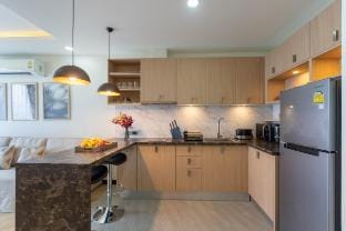 Apartment with stunning infinity rooftop pool #404 Apartment in Rawai