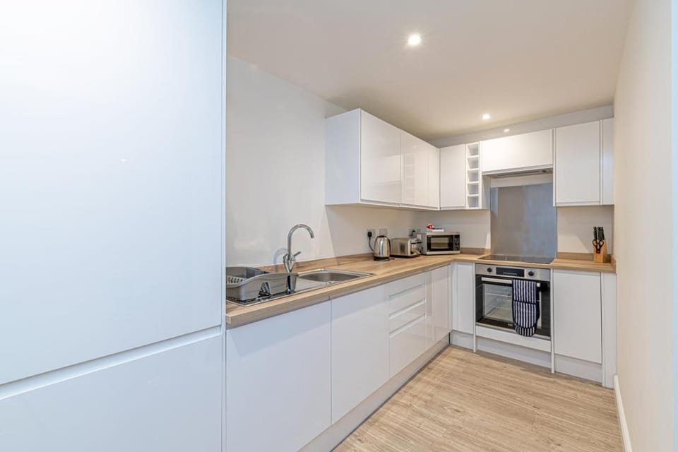 Prescott Court by Guestz Apartment in Calderdale