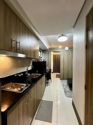 High-Rise Haven | Skyline Views in Mandaluyong Apartment in Mandaluyong