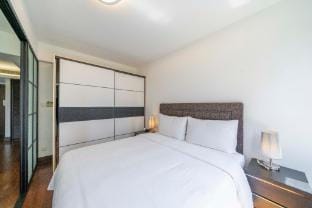 Tyms Modern 1 Bedroom Suite Walk to Xujiahui Apartment in Shanghai