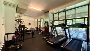 Large 55 sqm corner unit 1 BR-1km to Patong beach Apartment in Patong