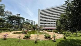 Large 55 sqm corner unit 1 BR-1km to Patong beach Apartment in Patong