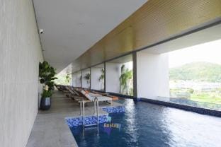 ICON40 Hạ Long /2BRs /City view/ Netflix Apartment in Laos