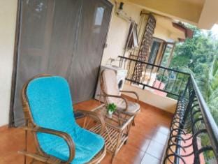 2-bhk house with swimming pool in Candolim Apartment in Candolim