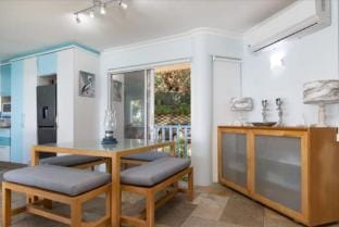 3 Bedroom Beachfront Apartment Apartment in Dolphin Coast