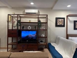 Timurbay Studio Seaview&Poolview Netflix,Wifi Apartment in Terengganu, Malaysia