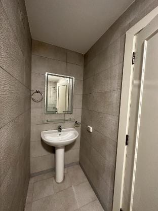 Charming Amman Apartment with Electric Heating  Wi Apartment in Africa