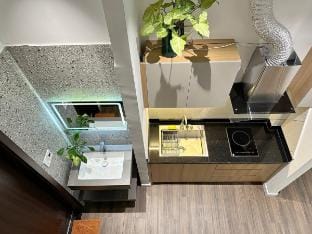 Beachside Duplex • Cozy & Modern • 20% Promo | 201 Apartment in Da Nang