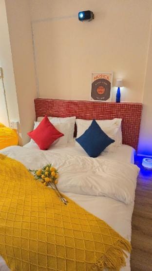 Êm Ái - Color splash, sleek, fun Z stay! Vacation rental in Ho Chi Minh City