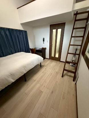 11) 10mis walk Hakata St/1 room ＋ loft 6ppl Vacation rental in Fukuoka