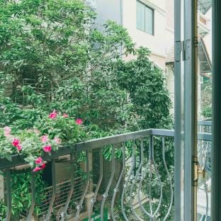 WabiSabi Apt-CozyBalcony-Elavator-5mins OldQuater  Vacation rental in Hanoi