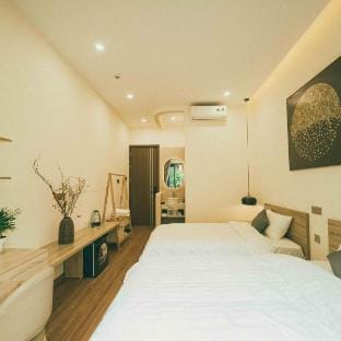 WabiSabi Apt-CozyBalcony-Elavator-5mins OldQuater  Vacation rental in Hanoi