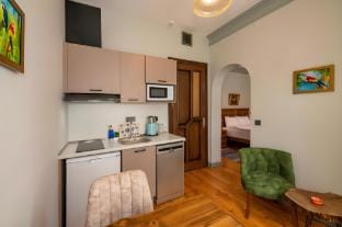 Taksim Soul Rooms - Flex Pera 401 Vacation rental in Istanbul