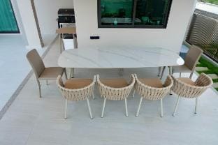 Reniva Poolvilla Cha-am Vacation rental in Thailand