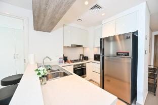 Burj Khalifa View | Luxury 2BR | PS5 | Pool & Gym Vacation rental in Dubai