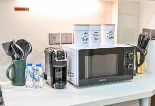 Luxury Studio with Pool | 10 min from the center Vacation rental in Dubai