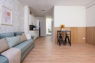 Apartamento junto al Bernabéu , Metro  WiFi Rápido Vacation rental in Madrid