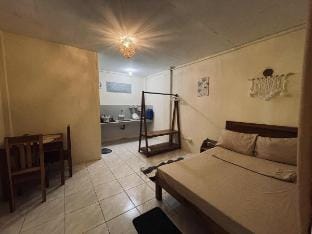 La Casitas HomeStay - Cozy Saver Room Vacation rental in Puerto Princesa