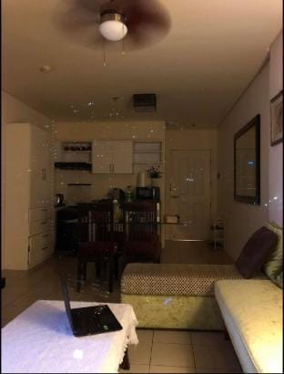 1 Bedroom with Balcony in Makati Vacation rental in Pasay