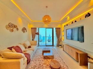 Grande Downtown Dubai-Luxury 2BR City Skyline-6511 Vacation rental in Dubai