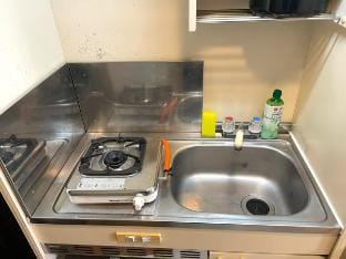 Doka Guesthouse / Private room / Easy access from the airport / Self check-in Vacation rental in Fukuoka