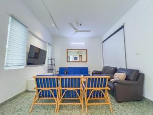 Tanjung Bungah Semi-D | Beach | 20 Pax | 6 Cars Vacation rental in Tanjung Bungah
