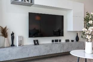 Brand New - Luxury Furnished 1BR - JVC Location Vacation rental in Dubai