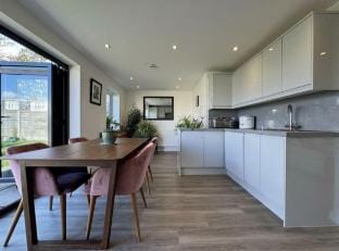The Larks | Luxurious 3BR | Essex Vacation rental in England
